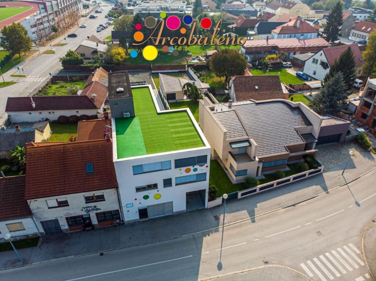 Arcobaleno Apartments & Rooms Varazdin Exterior photo